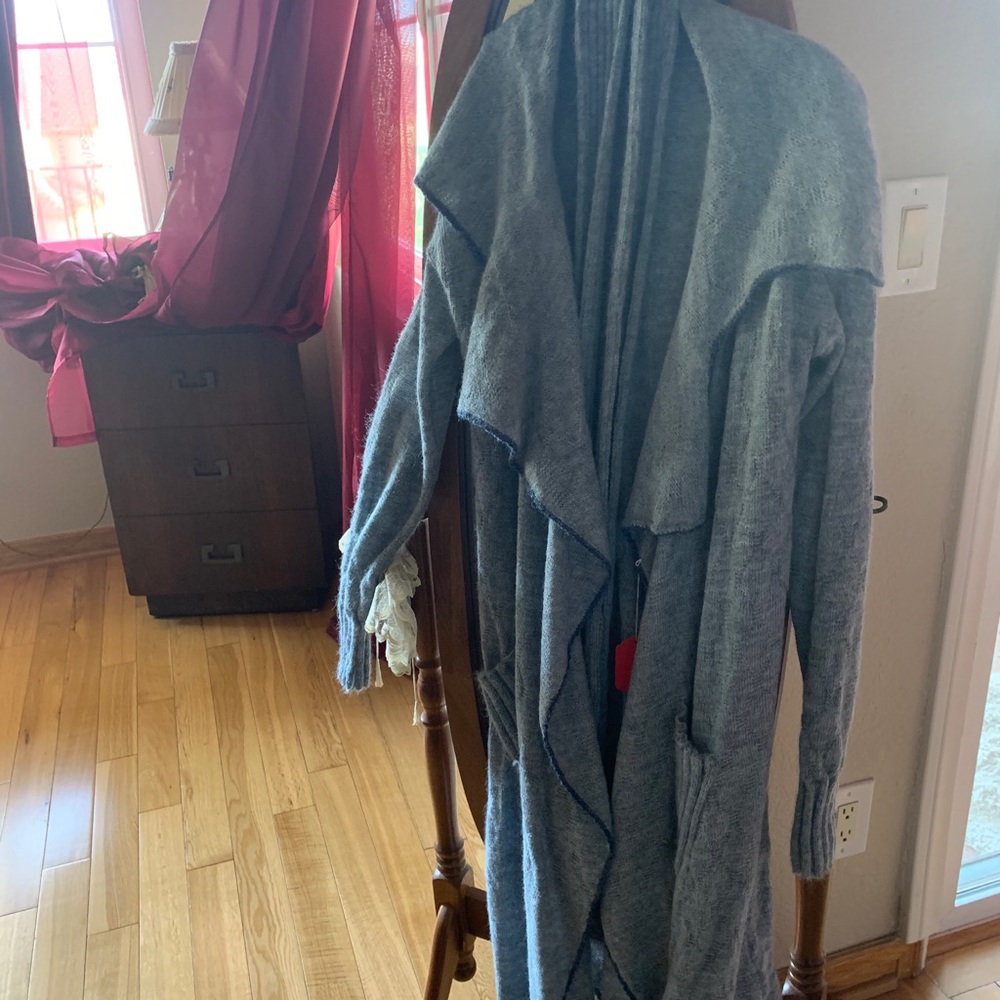 Full length coat, for a tall peson